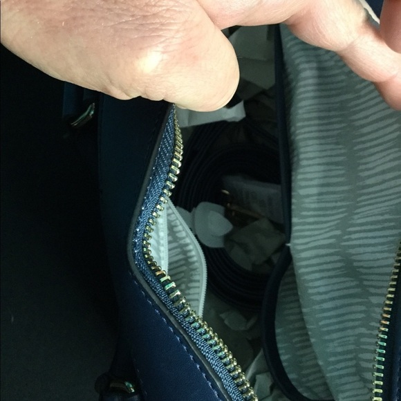 Lady NYC Purse Handbag Bag Tote Navy Blue Gold Pockets Faux Leather Pockets NWT - Picture 8 of 8